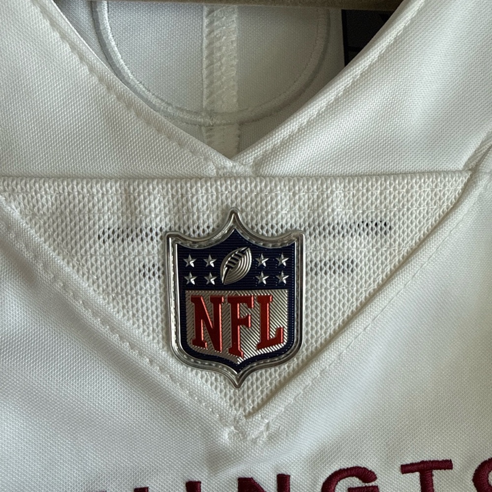 Men’s Nike Antonio Gibson #24 Washington Commanders NFL Jersey Sz XL - RARE - Picture 5 of 6